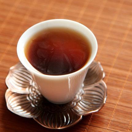 普洱生茶和熟茶到底区别在哪里？是生茶好喝还是熟茶好喝？